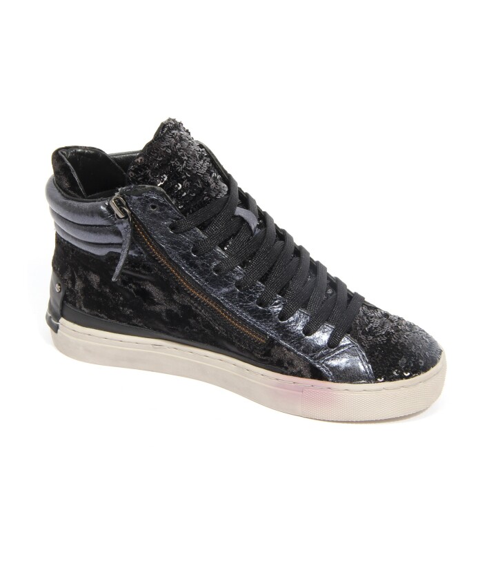 velvet-paillettes-sneakers-for-kids