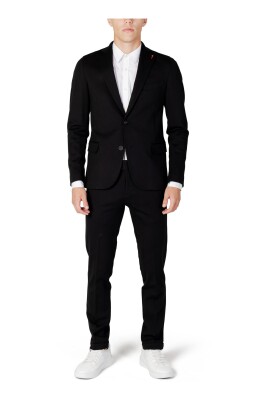 black-v-neck-buttoned-suit