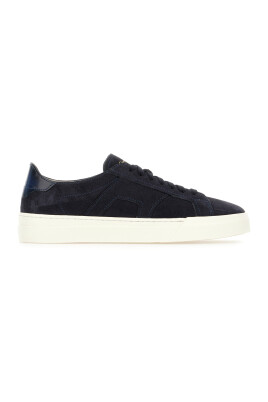 stylish-sneakers-for-everyday-wear