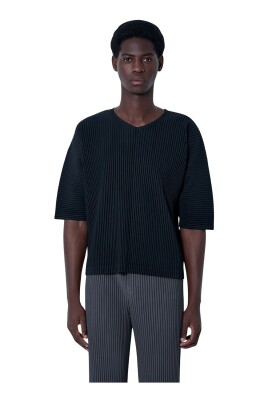 plisseret-crewneck-top