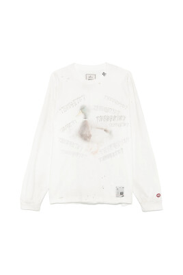white-crew-neck-long-sleeve-t-shirt