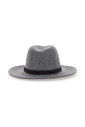 chapeaux-gris-ensemble-avec-cappello