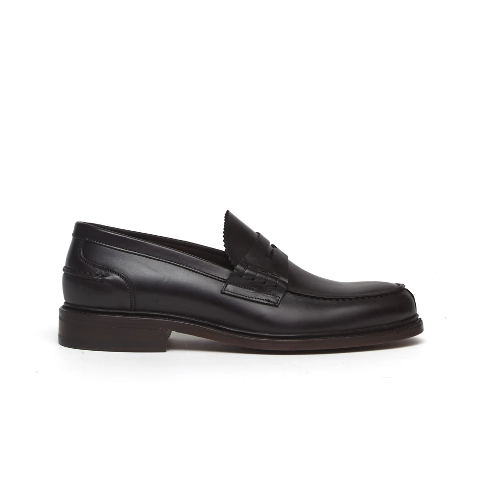 Shoes > Flats > Loafers - - Berwick - Modalova
