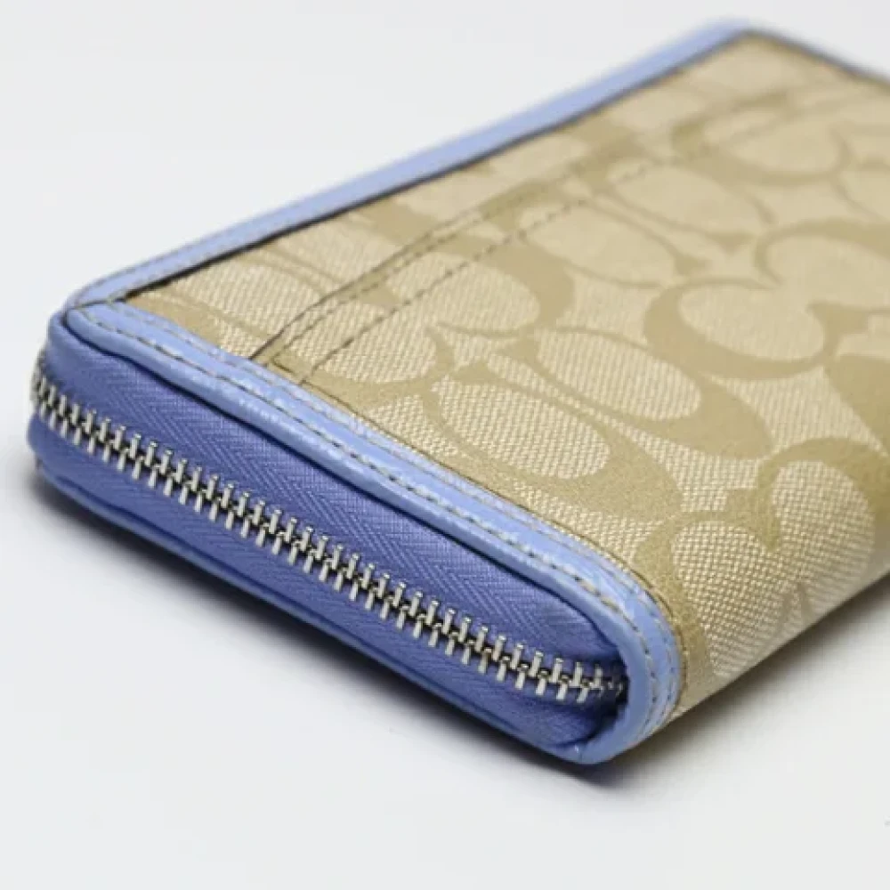 Coach Pre-owned Leather wallets Beige Dames