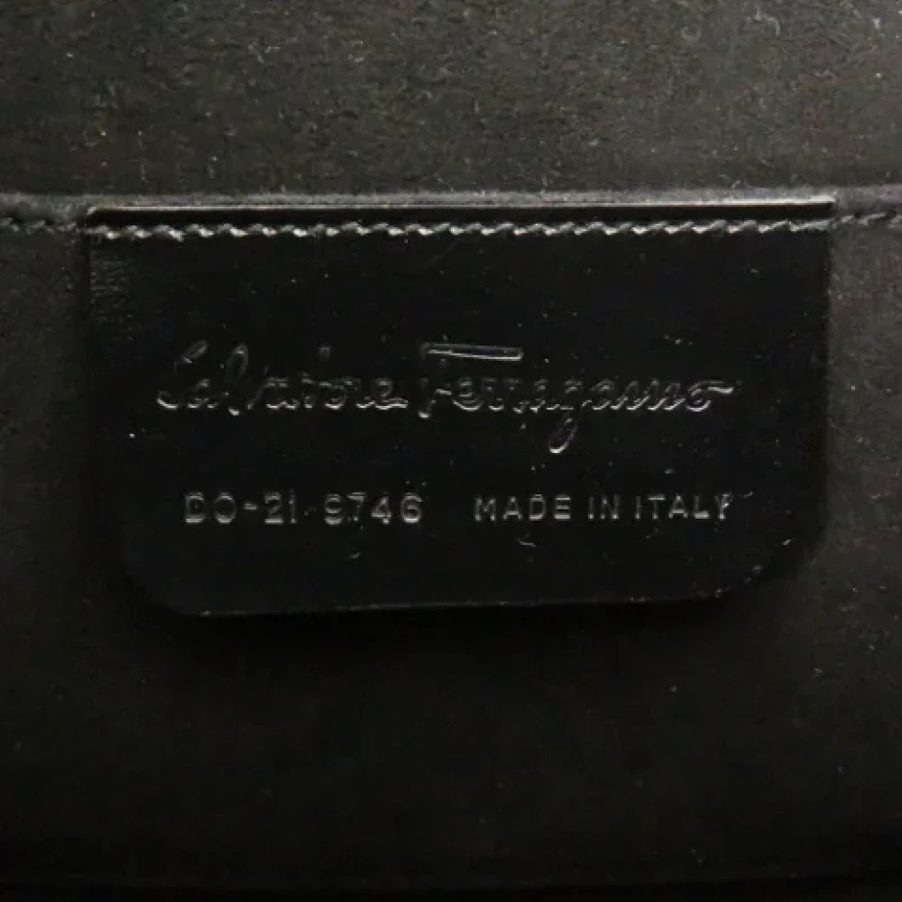 Salvatore Ferragamo Pre-owned Fabric handbags Black Dames