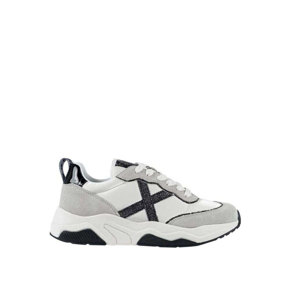 Shoes > Sneakers - - Munich - Modalova