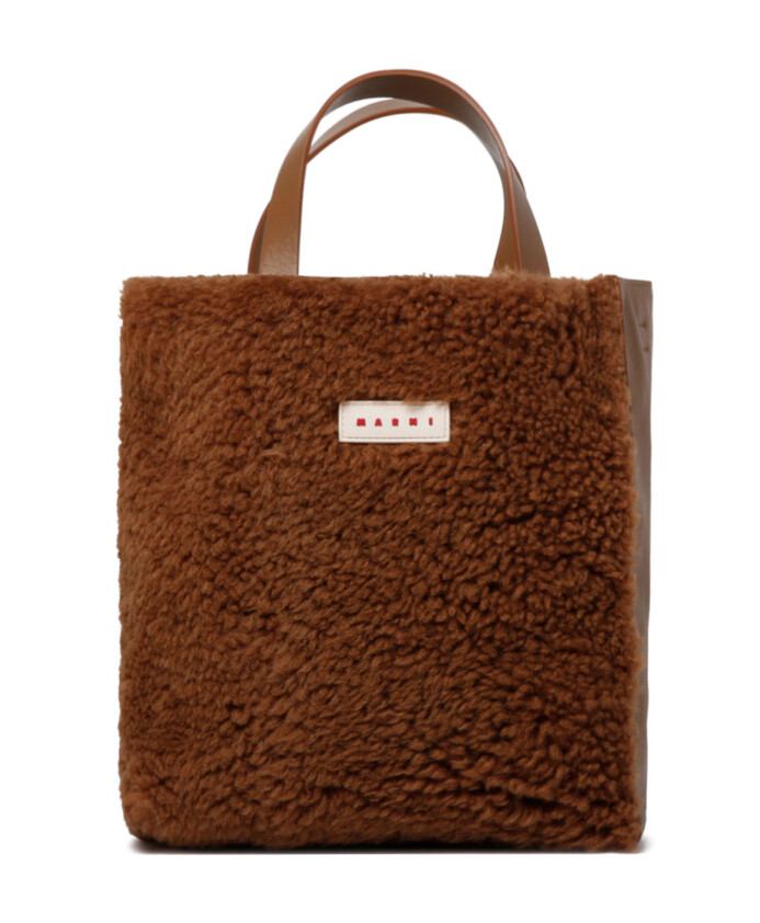 shearling-logo-patch-tote-bag