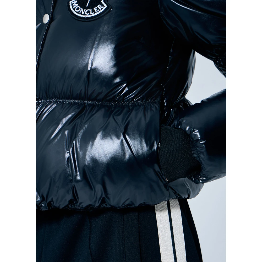 Moncler Korte donsjas met logopatch Black Dames