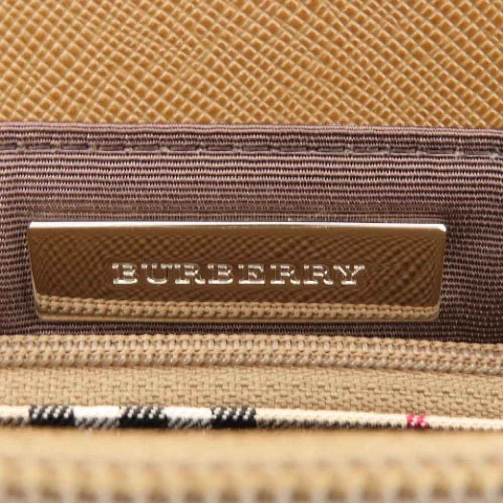 Burberry Vintage Pre-owned Plastic handbags Brown Dames