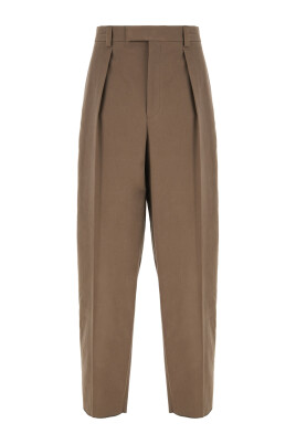 stylish-pants-for-men-and-women