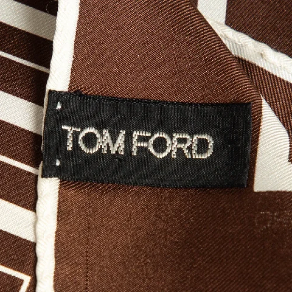 Tom Ford Pre-owned Silk scarves Brown Heren