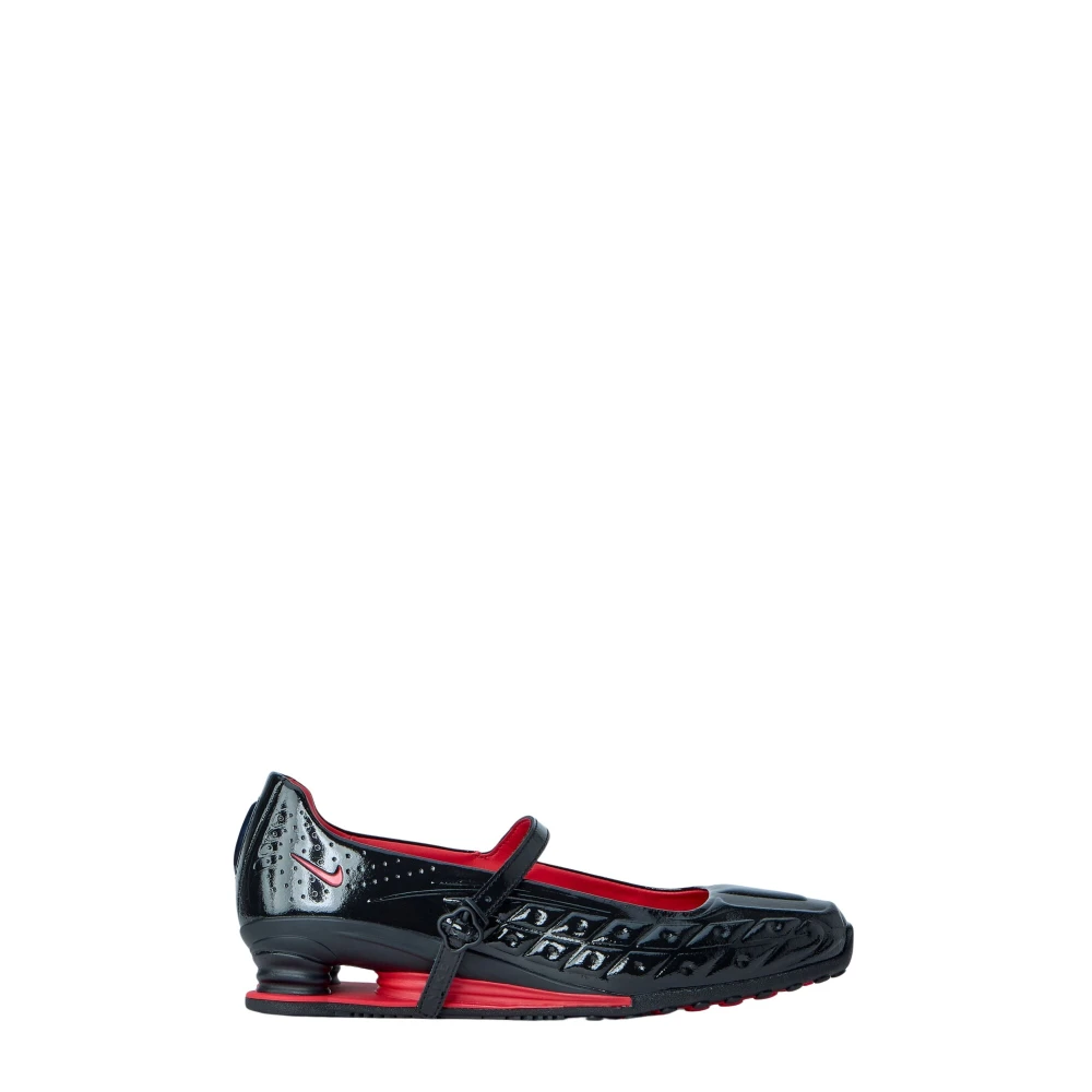 Nike Shox Z Calistra X Labelhood - Female - Outdoor Shoes - Black - 5 Uk - Sport