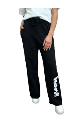 comfort-sweatpants-with-rhinestones