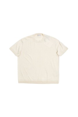 beige-knit-round-collar-t-shirt