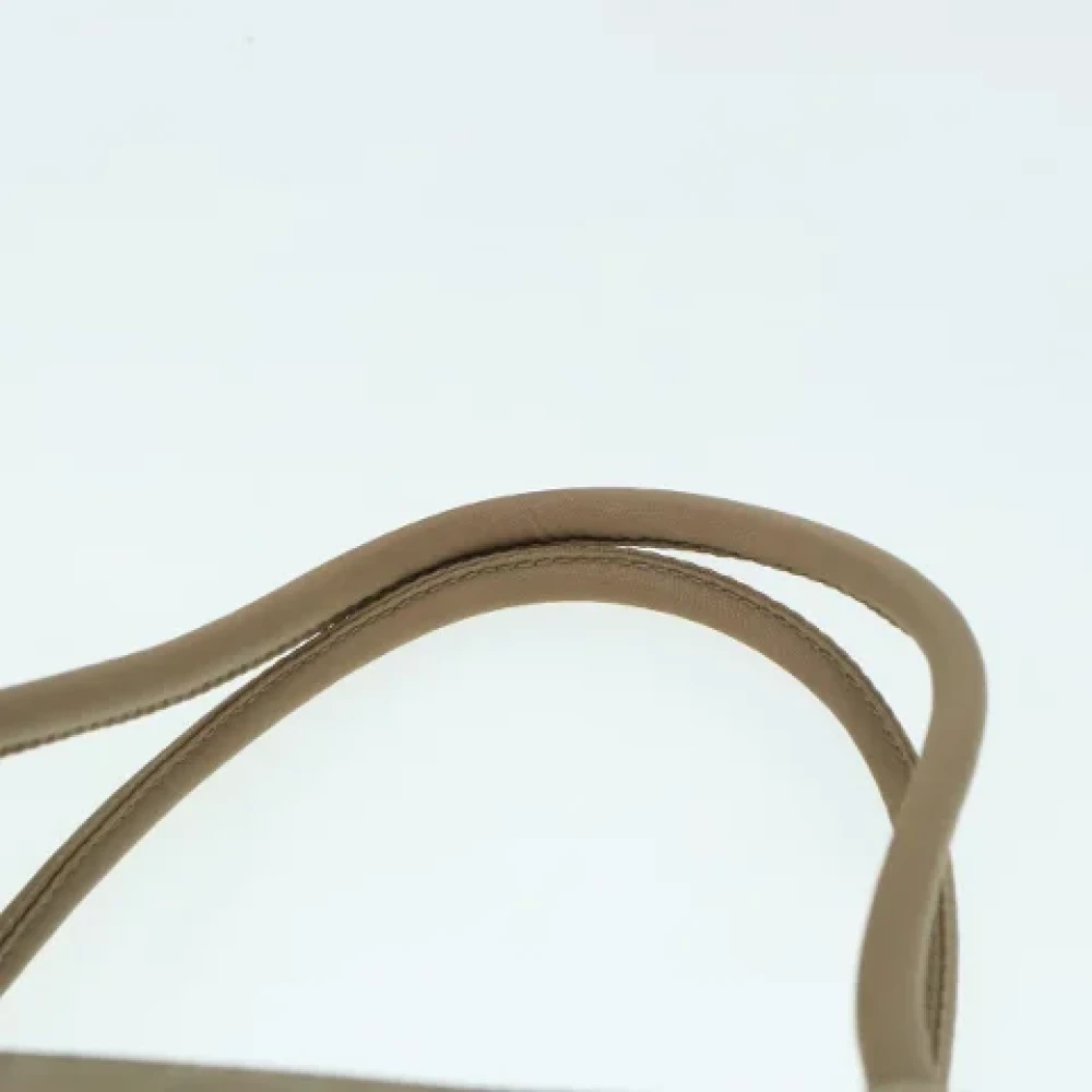 Prada Vintage Pre-owned Nylon handbags Beige Dames