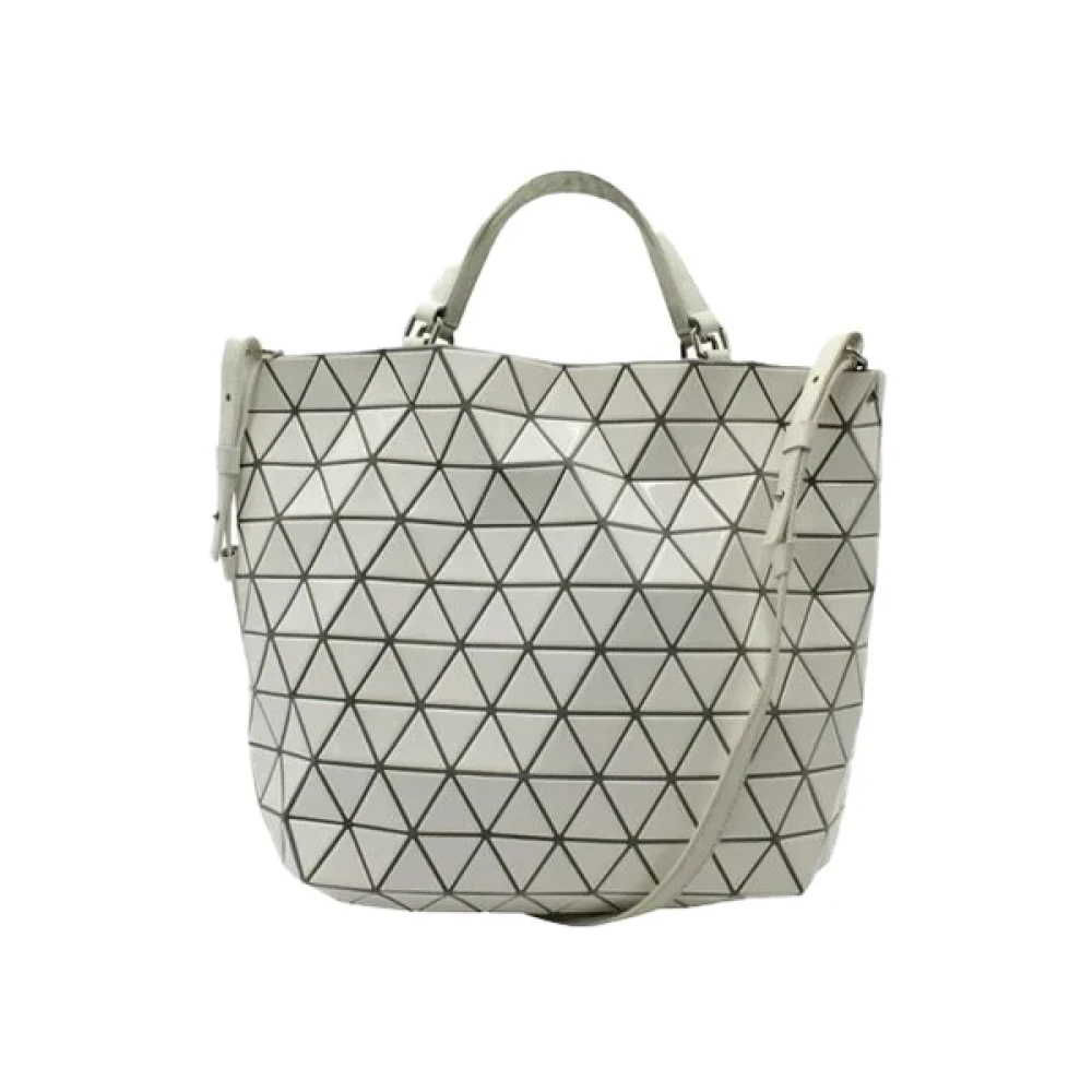 Issey Miyake Pre-owned Leather totes White Dames