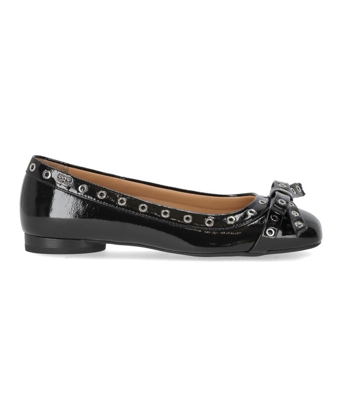 eyelet-bow-ballerinas