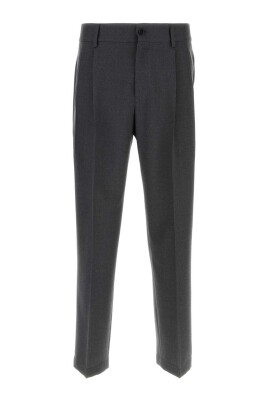 stylish-pants-for-men-and-women