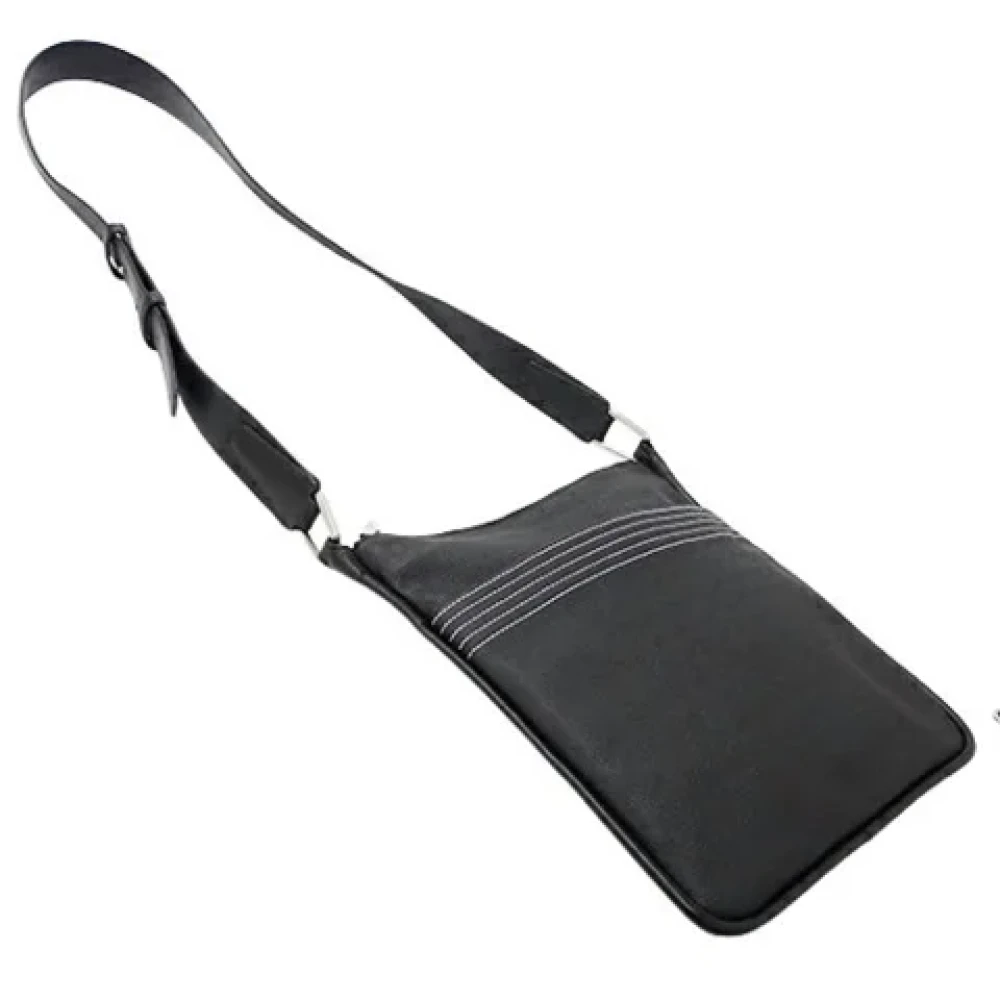 Loewe Pre-owned Canvas shoulder-bags Black Dames