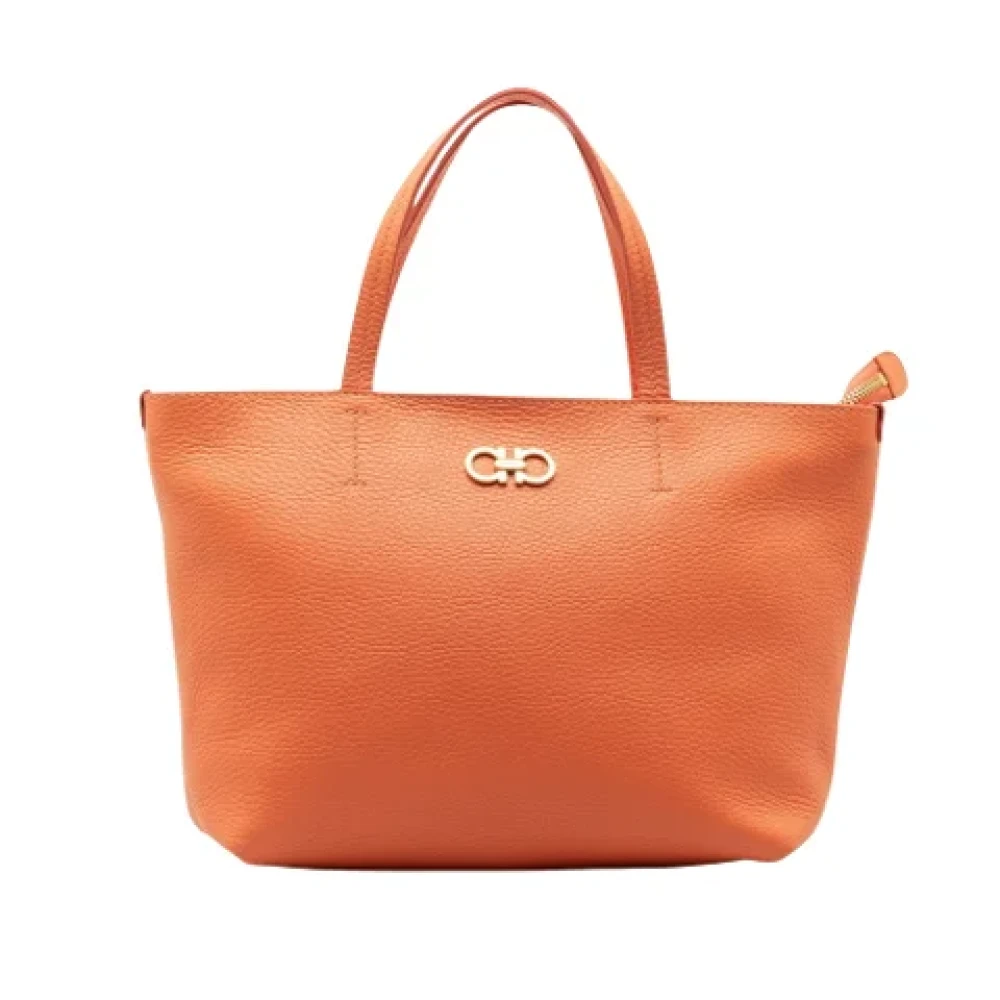 Salvatore Ferragamo Pre-owned Leather totes Orange Dames