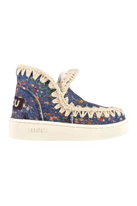 blue-flat-shoes-with-metallic-details