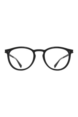 black-sunglasses-for-women-ss25