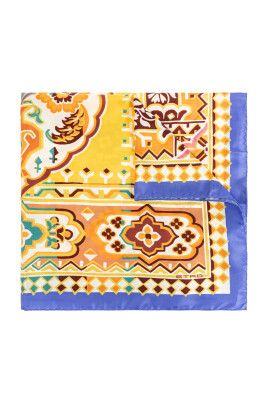 silk-scarf-with-print
