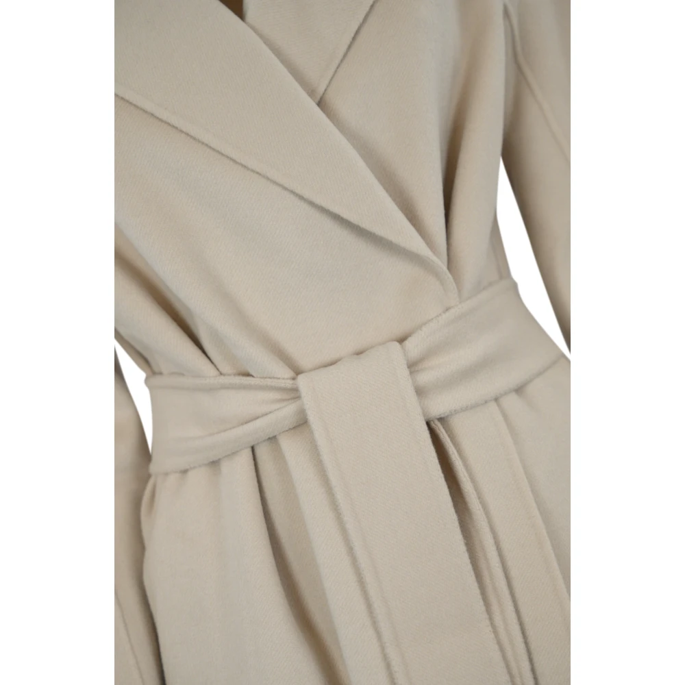 Max Mara Studio Gebonden Wollen Jas White Dames