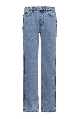 stylish-jeans-for-a-trendy-look