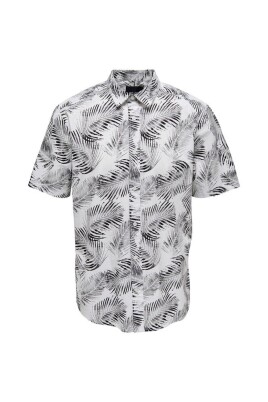 white-cotton-short-sleeved-shirt