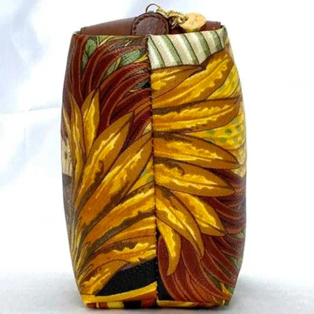 Salvatore Ferragamo Pre-owned Leather clutches Multicolor Dames