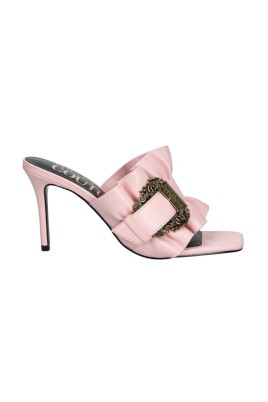 chaussures-plates-roses-avec-volants