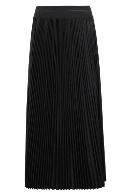 pleated-skirt