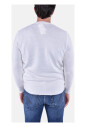 pull-en-laine-avec-pois