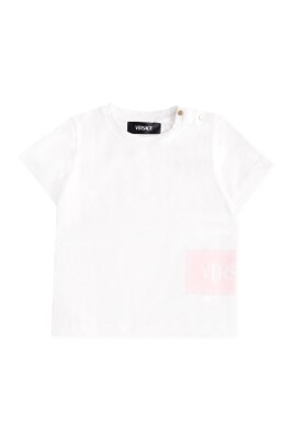 t-shirt-blanc-avec-logo-vintage