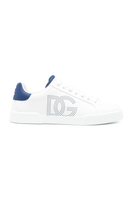 white-blue-lace-up-sneakers