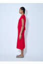 robe-midi-elegante-avec-construction-drapee