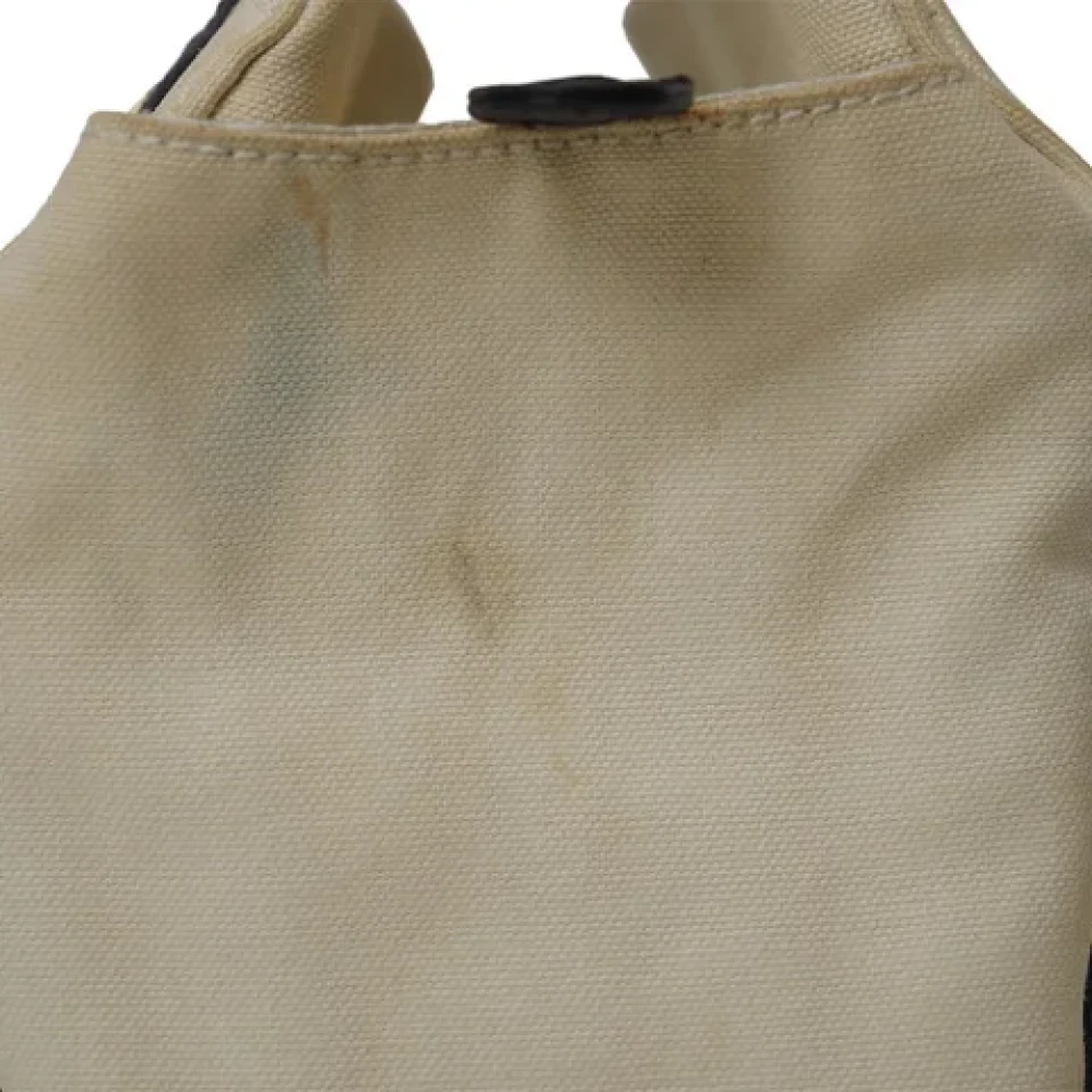Chanel Vintage Pre-owned Canvas chanel-bags Beige Dames