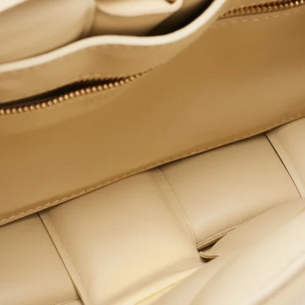 Bottega Veneta Vintage Pre-owned Leather shoulder-bags Beige Dames
