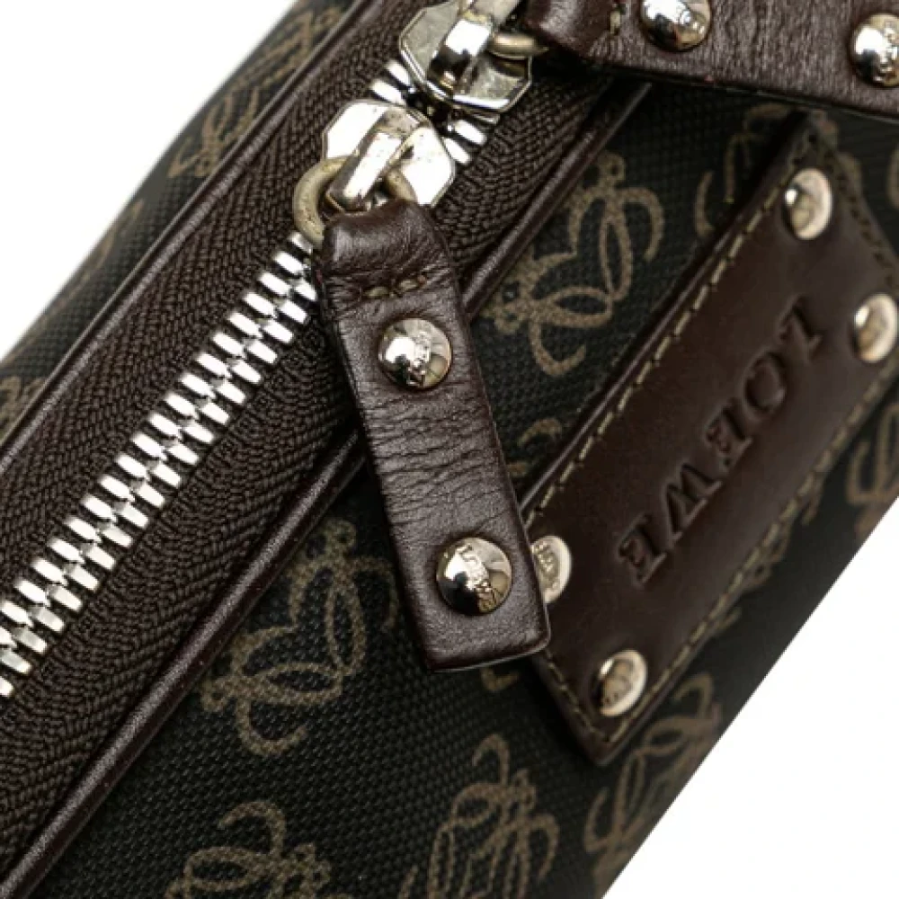 Loewe Pre-owned Plastic clutches Black Dames