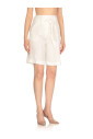 shorts-bermuda-en-lin-blanc-avec-ceinture