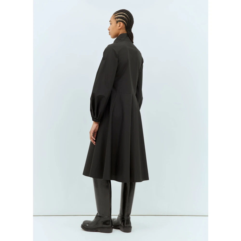 Moncler Langemouw jurk in schelppatroon met peplum Black Dames