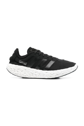 black-lace-up-sneaker-with-chunky-sole