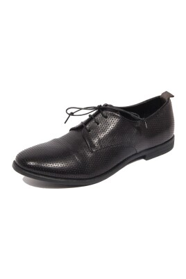 perforated-leather-vintage-shoe