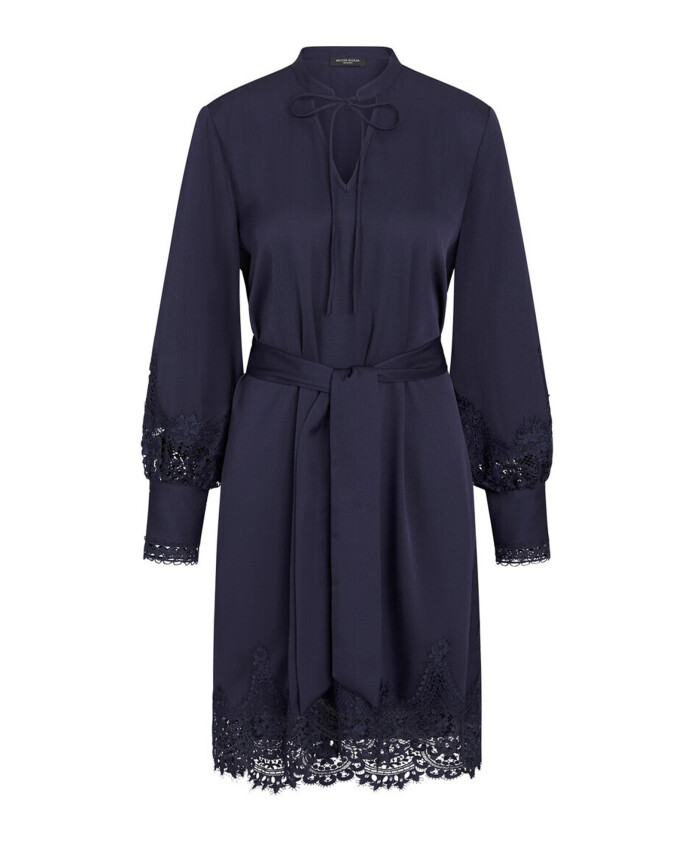 robe-trapeze-a-manches-originales