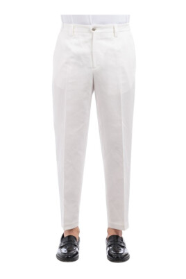 casual-armature-pants