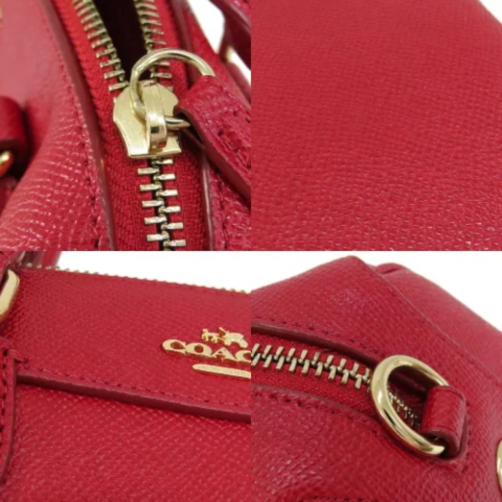 Coach Pre-owned Leather handbags Red Dames