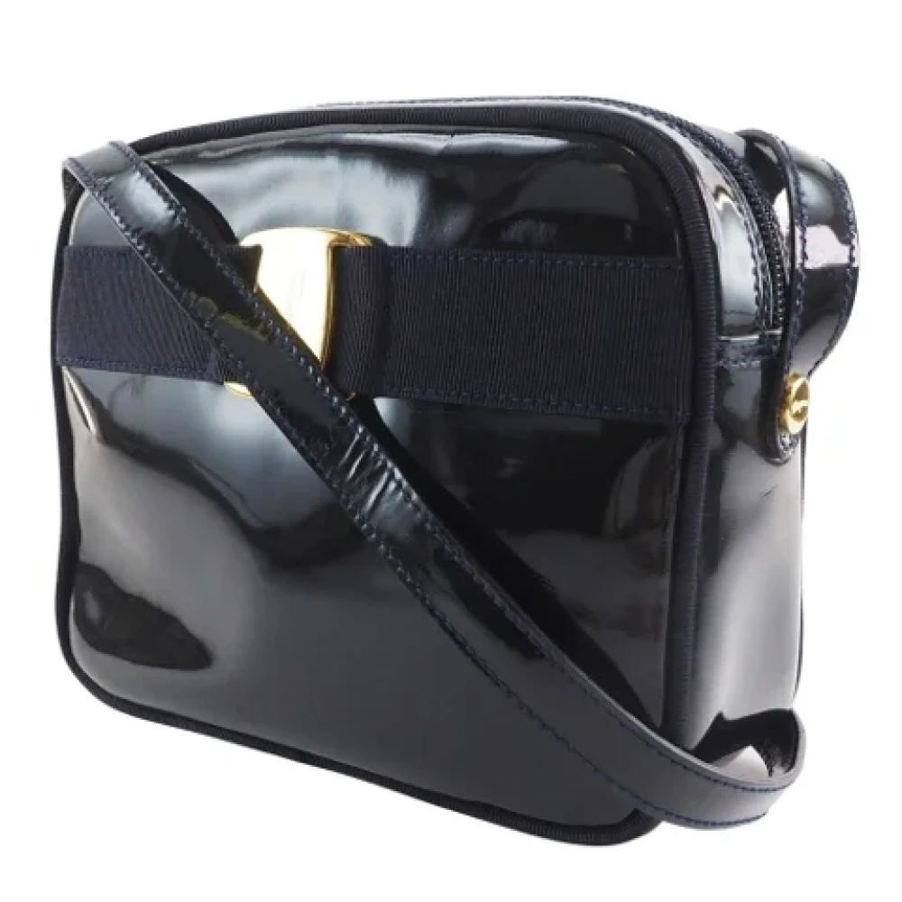 Salvatore Ferragamo Pre-owned Fabric shoulder-bags Black Dames