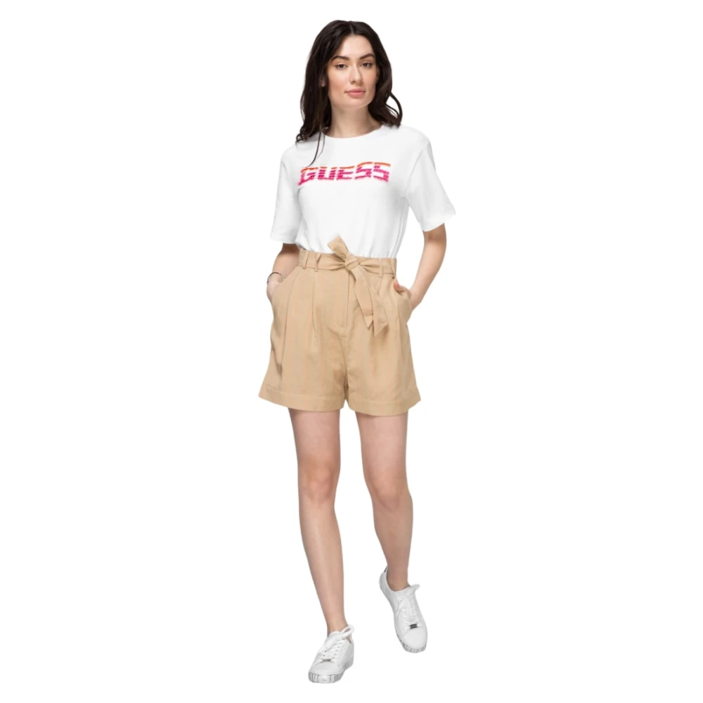 Guess Shorts voor Mannen en Vrouwen Beige Dames