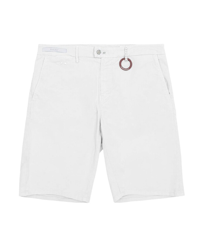 shorts-en-lin-blanc-avec-patch-en-daim